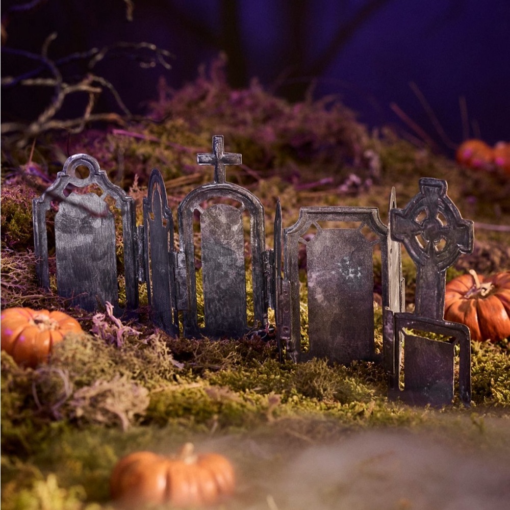 Anthropologie Concordville Spooky Village Hinged Metal
Tombstone Row Halloween